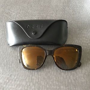 Diff Bella Sunglasses